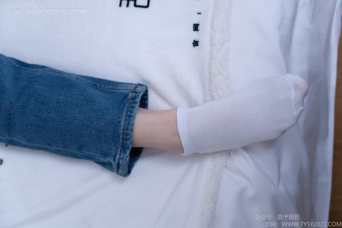 图片[80]-甜予摄影 NO.189 璇璇-帆布鞋、裸足、抖腿剧情[90P] – 速更版-美库