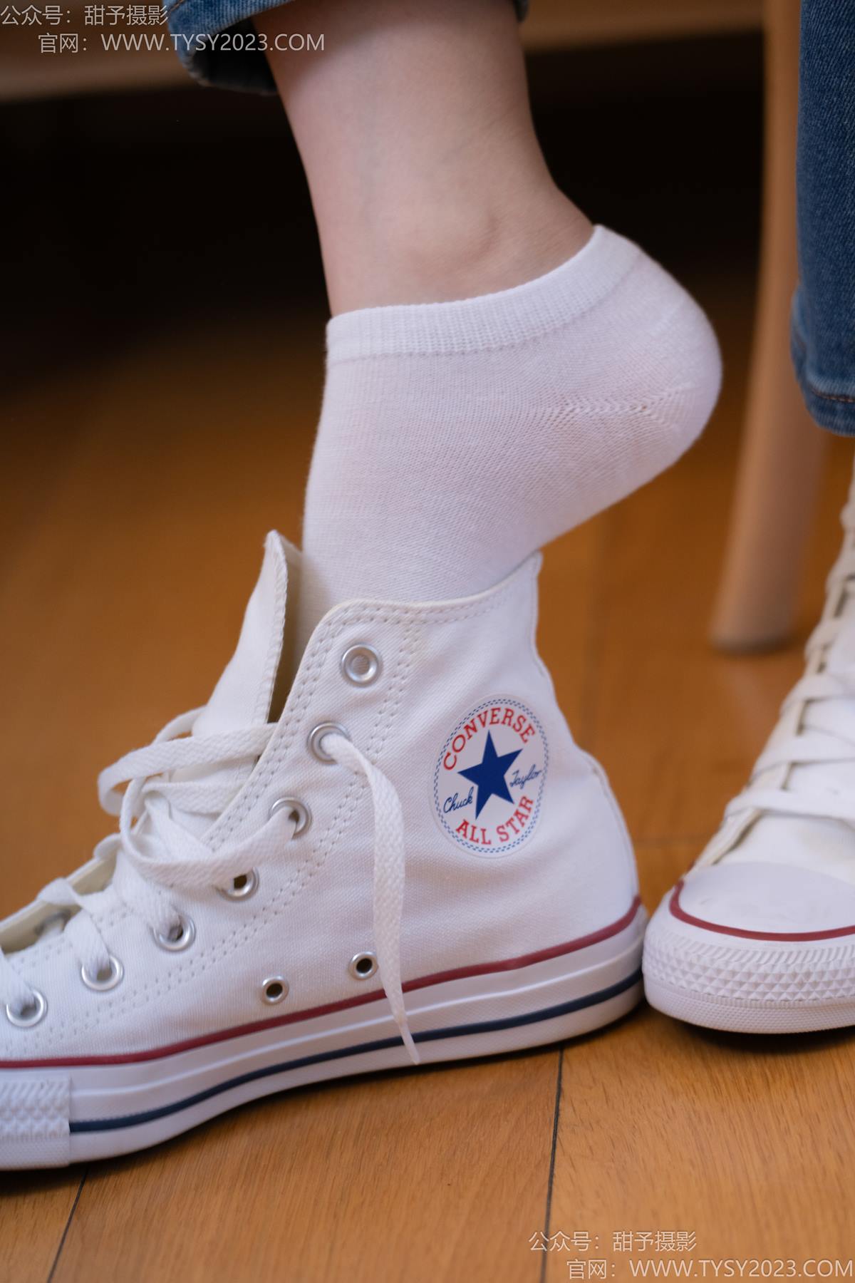 图片[87]-甜予摄影 NO.189 璇璇-帆布鞋、裸足、抖腿剧情[90P] – 速更版-美库