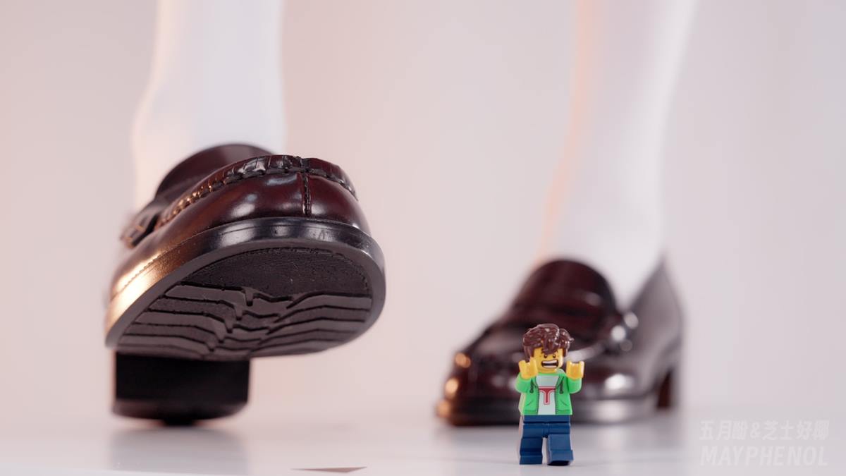 图片[11]-芝士好椰 NO.064 – 一次看够五双巨大鞋底材质[14P] – 速更版-美库
