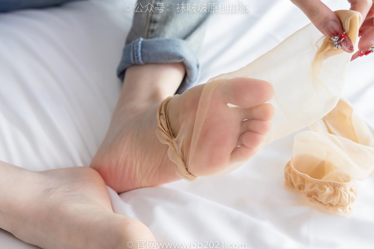 图片[92]-[BoBoSocks袜啵啵]NO.559 甜甜圈-高跟鞋、短肉丝、垫脚半蹲半脱袜子剧情[106P] – 速更版-美库