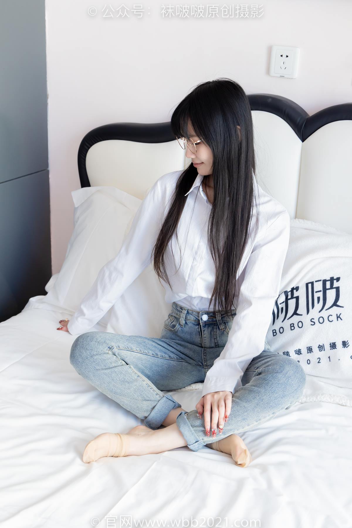 图片[100]-[BoBoSocks袜啵啵]NO.559 甜甜圈-高跟鞋、短肉丝、垫脚半蹲半脱袜子剧情[106P] – 速更版-美库