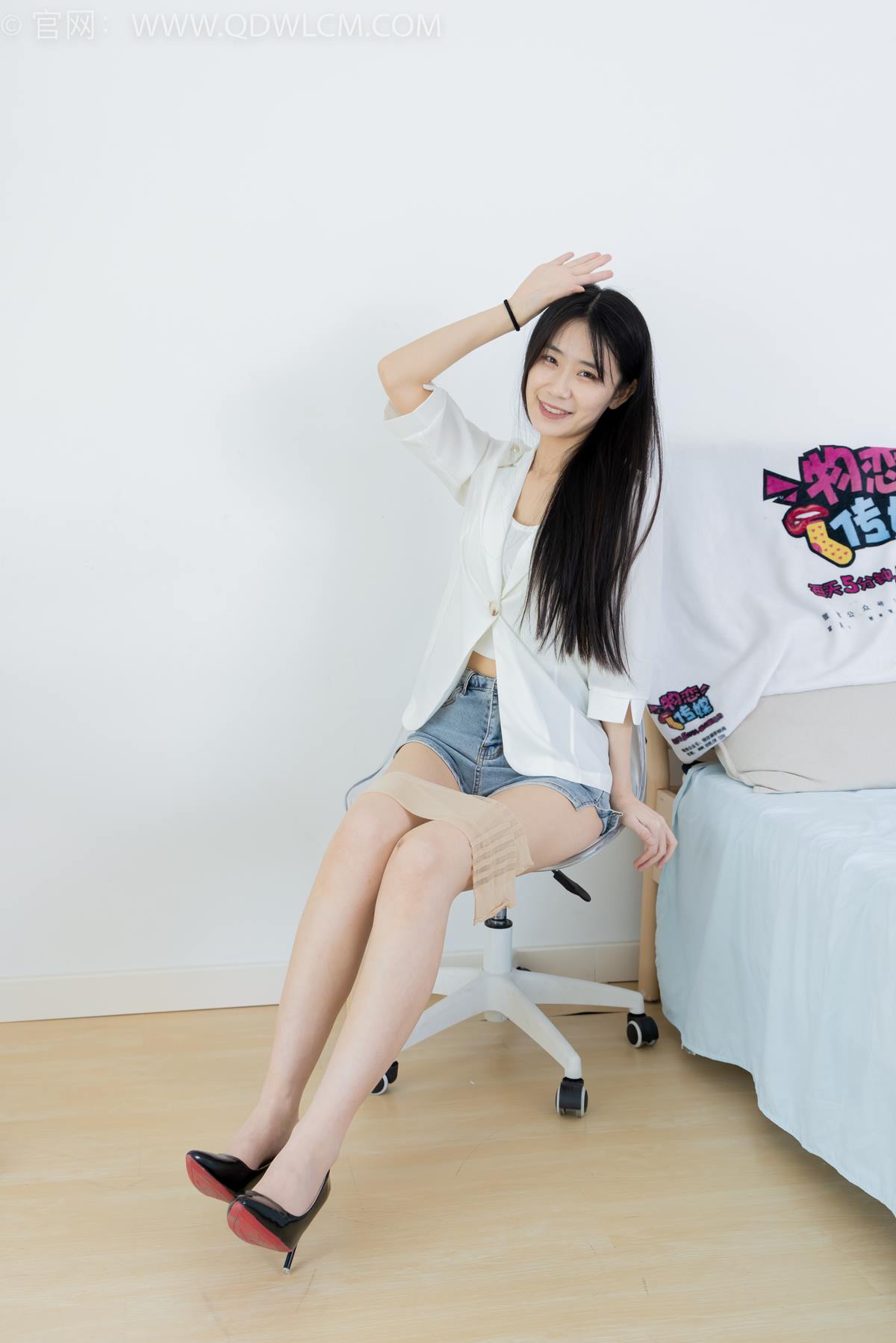 图片[120]-物恋传媒 NO.2376 菜菜-三双鞋子、过膝白丝、过膝肉丝、过膝黑丝[119P] – 速更版-美库