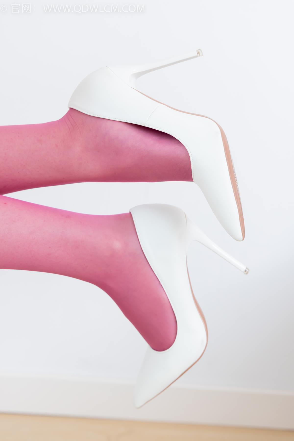 图片[94]-物恋传媒 NO.2377 泡泡-高跟鞋、粉丝过膝丝袜[161P] – 速更版-美库