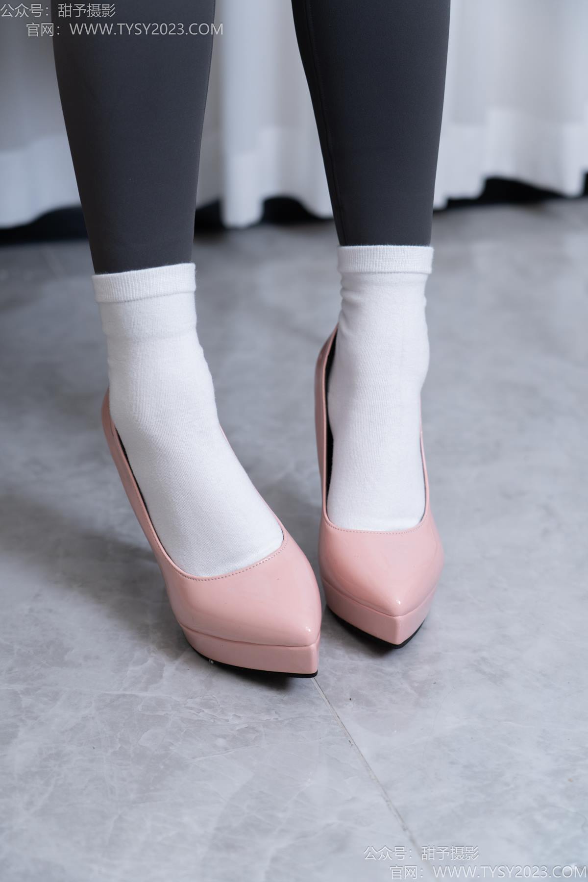 图片[32]-甜予摄影 NO.192 澜澜-高跟鞋、白棉袜、裸足[104P] – 速更版-美库