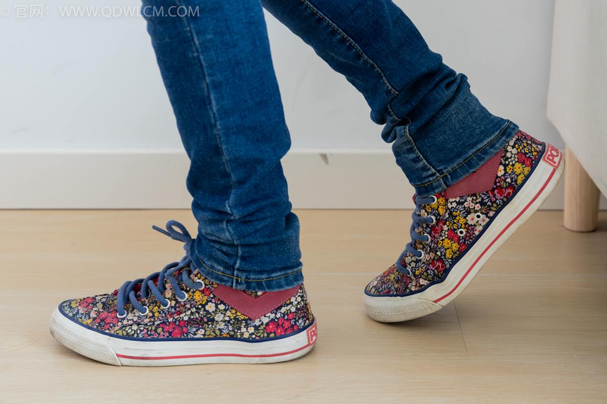 图片[45]-物恋传媒 NO.2379 闪闪-帆布鞋、白棉袜、厚白丝小腿袜、裸足[128P] – 速更版-美库