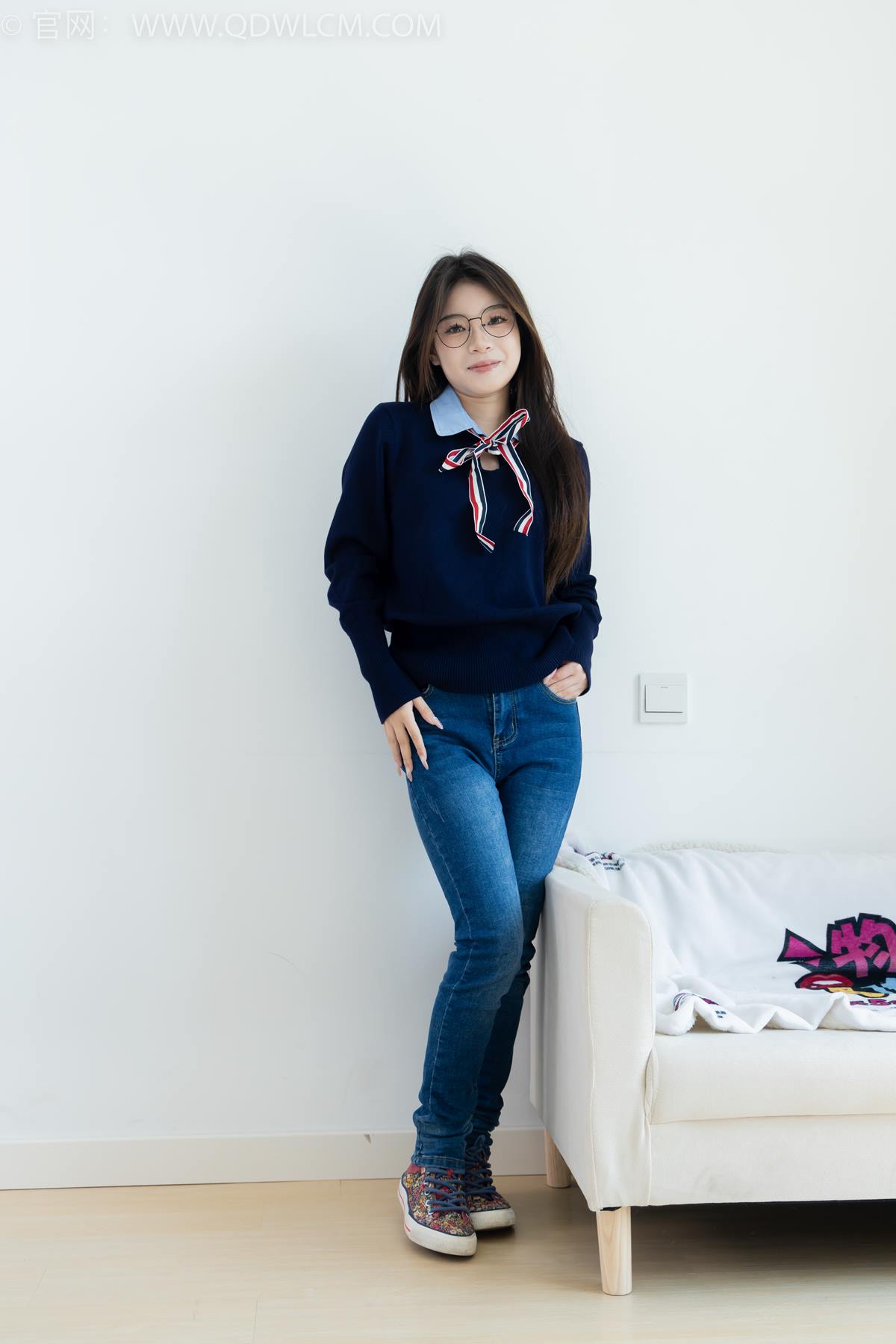 图片[49]-物恋传媒 NO.2379 闪闪-帆布鞋、白棉袜、厚白丝小腿袜、裸足[128P] – 速更版-美库