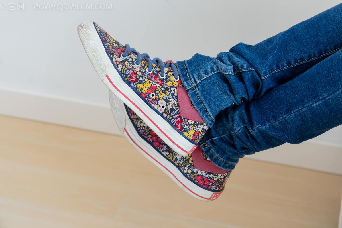 图片[50]-物恋传媒 NO.2379 闪闪-帆布鞋、白棉袜、厚白丝小腿袜、裸足[128P] – 速更版-美库