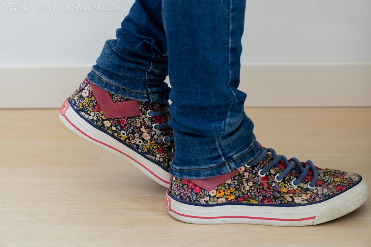 图片[54]-物恋传媒 NO.2379 闪闪-帆布鞋、白棉袜、厚白丝小腿袜、裸足[128P] – 速更版-美库