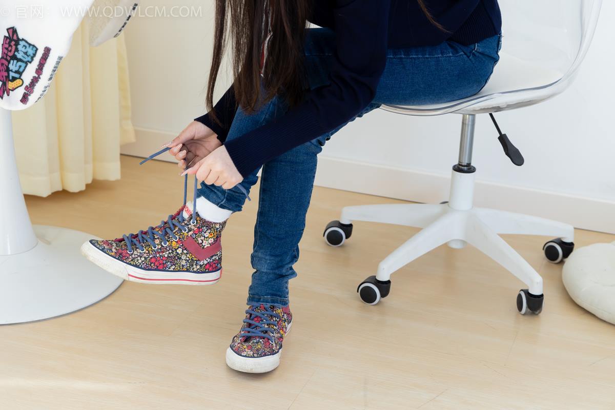 图片[79]-物恋传媒 NO.2379 闪闪-帆布鞋、白棉袜、厚白丝小腿袜、裸足[128P] – 速更版-美库