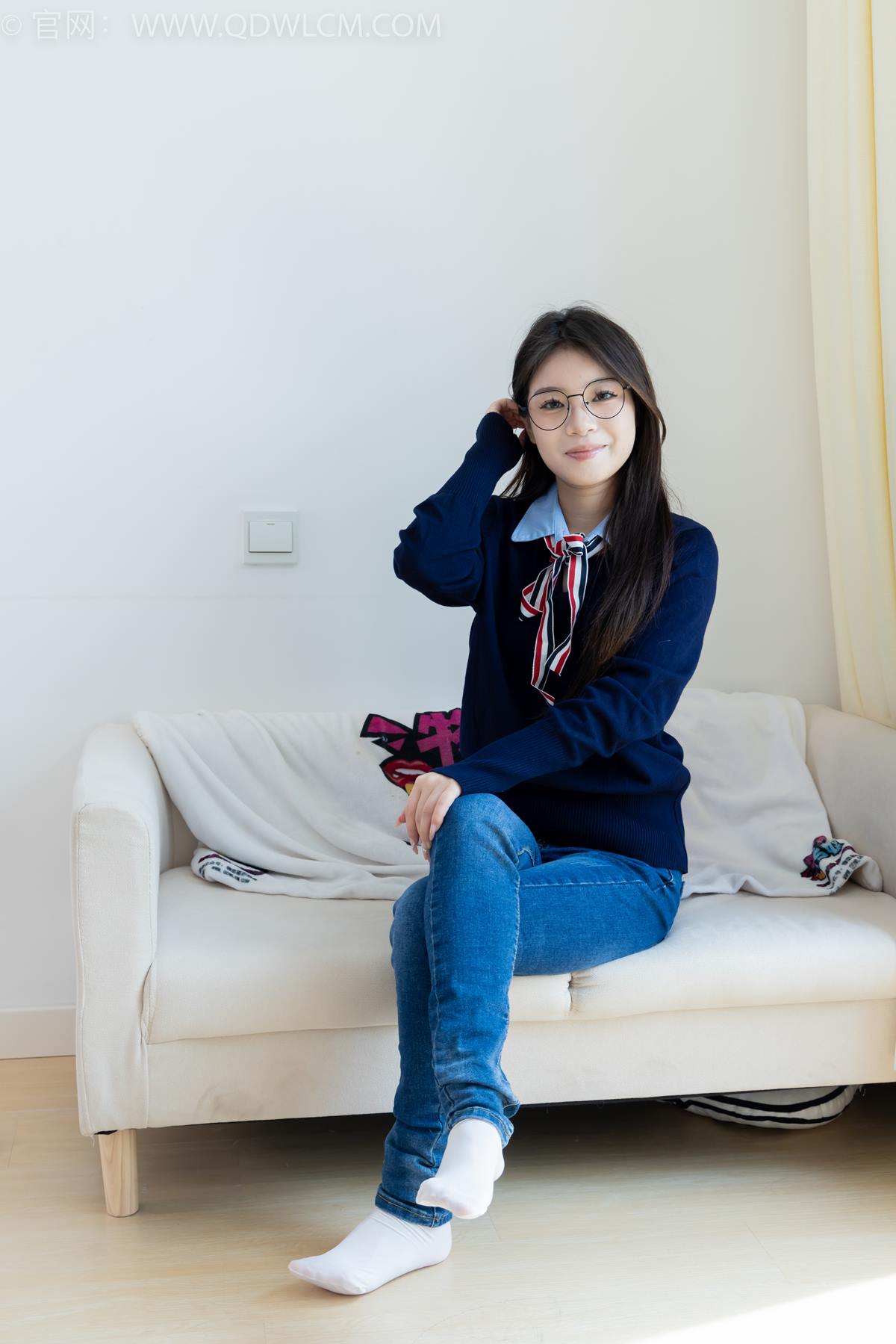 图片[127]-物恋传媒 NO.2379 闪闪-帆布鞋、白棉袜、厚白丝小腿袜、裸足[128P] – 速更版-美库