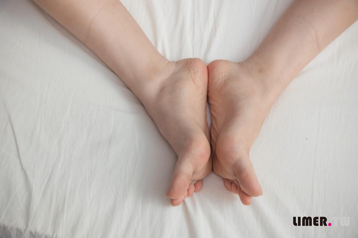 图片[125]-Limerenc 100 Tia ❤ EP-1 美少女的腿上白襪痕跡 [153P] – 速更版-美库