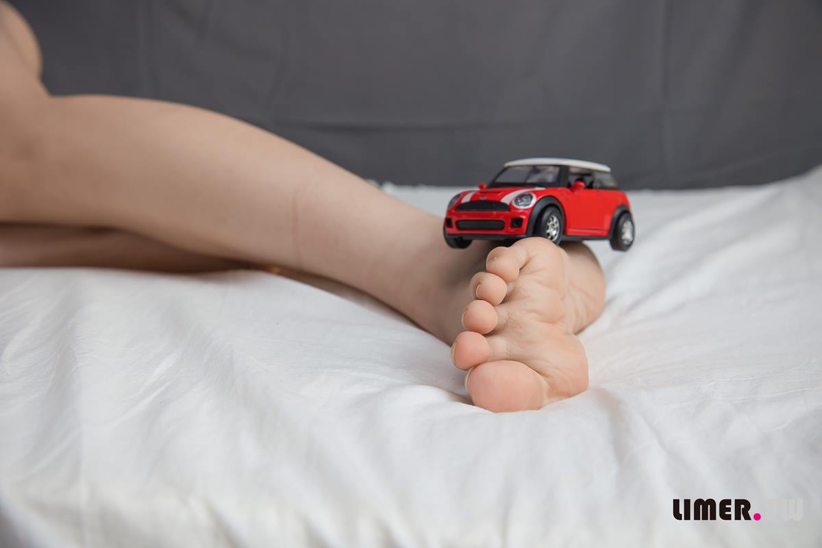 图片[141]-Limerenc 100 Tia ❤ EP-1 美少女的腿上白襪痕跡 [153P] – 速更版-美库