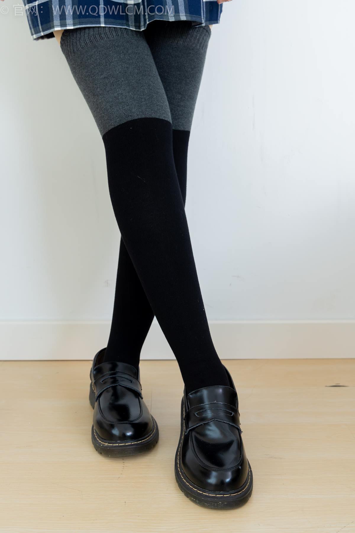 图片[25]-物恋传媒 NO.2380 小曦-jk制服、皮鞋、黑灰拼接过膝袜、厚肉丝[95P] – 速更版-美库