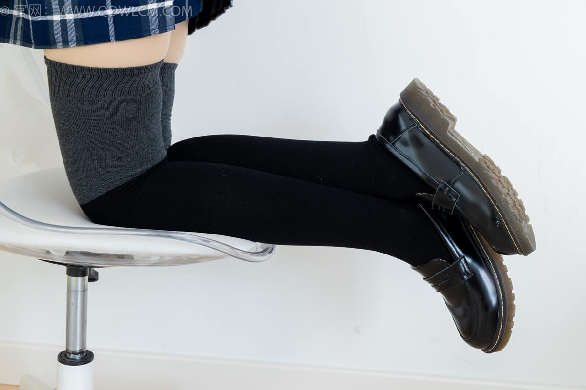 图片[81]-物恋传媒 NO.2380 小曦-jk制服、皮鞋、黑灰拼接过膝袜、厚肉丝[95P] – 速更版-美库