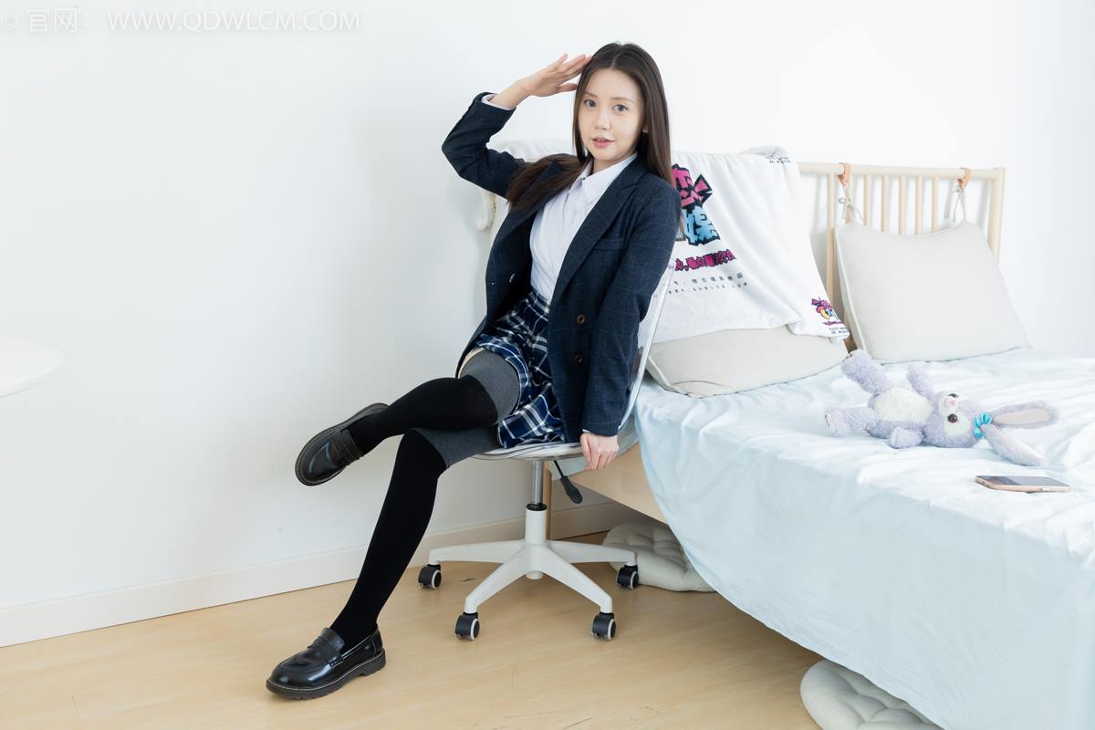 图片[84]-物恋传媒 NO.2380 小曦-jk制服、皮鞋、黑灰拼接过膝袜、厚肉丝[95P] – 速更版-美库