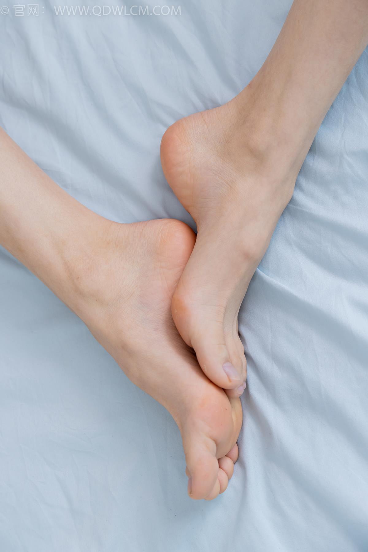 图片[10]-物恋传媒 NO.2381 茯苓-板鞋、短肉丝、裸足[155P] – 速更版-美库