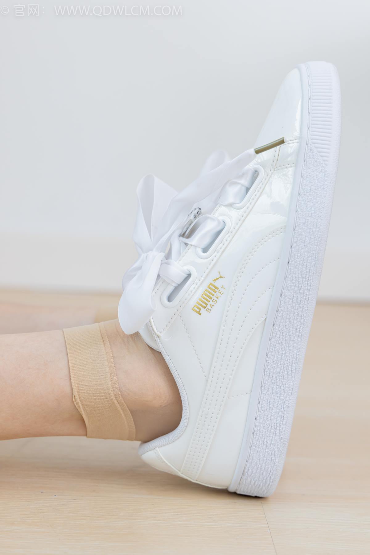 图片[11]-物恋传媒 NO.2381 茯苓-板鞋、短肉丝、裸足[155P] – 速更版-美库