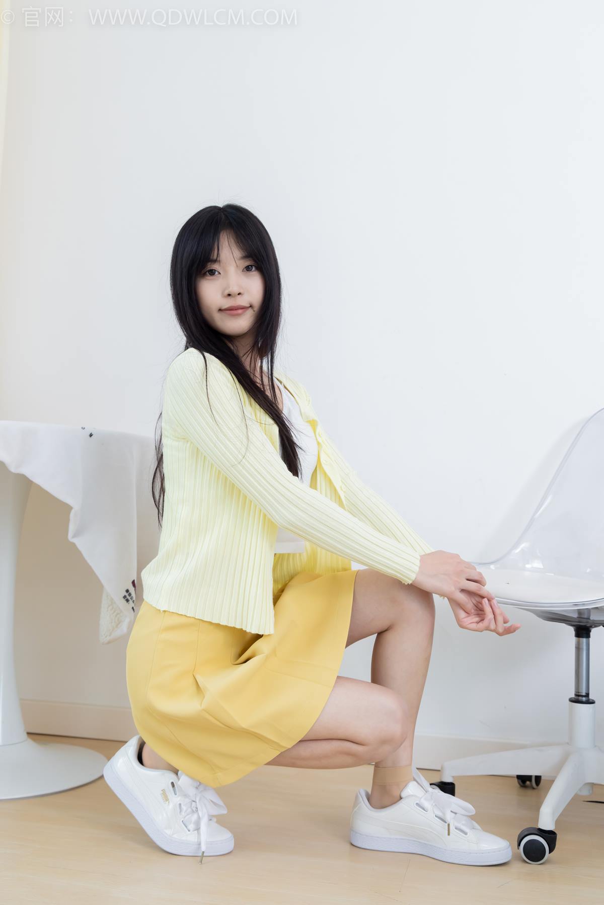 图片[16]-物恋传媒 NO.2381 茯苓-板鞋、短肉丝、裸足[155P] – 速更版-美库