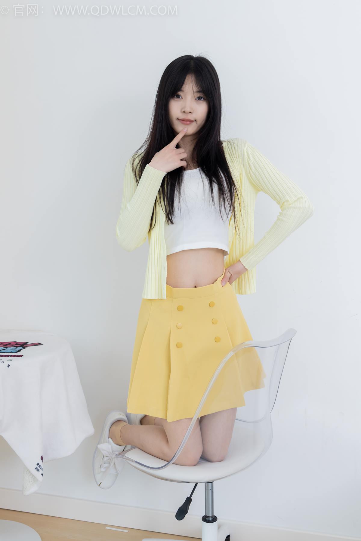 图片[40]-物恋传媒 NO.2381 茯苓-板鞋、短肉丝、裸足[155P] – 速更版-美库