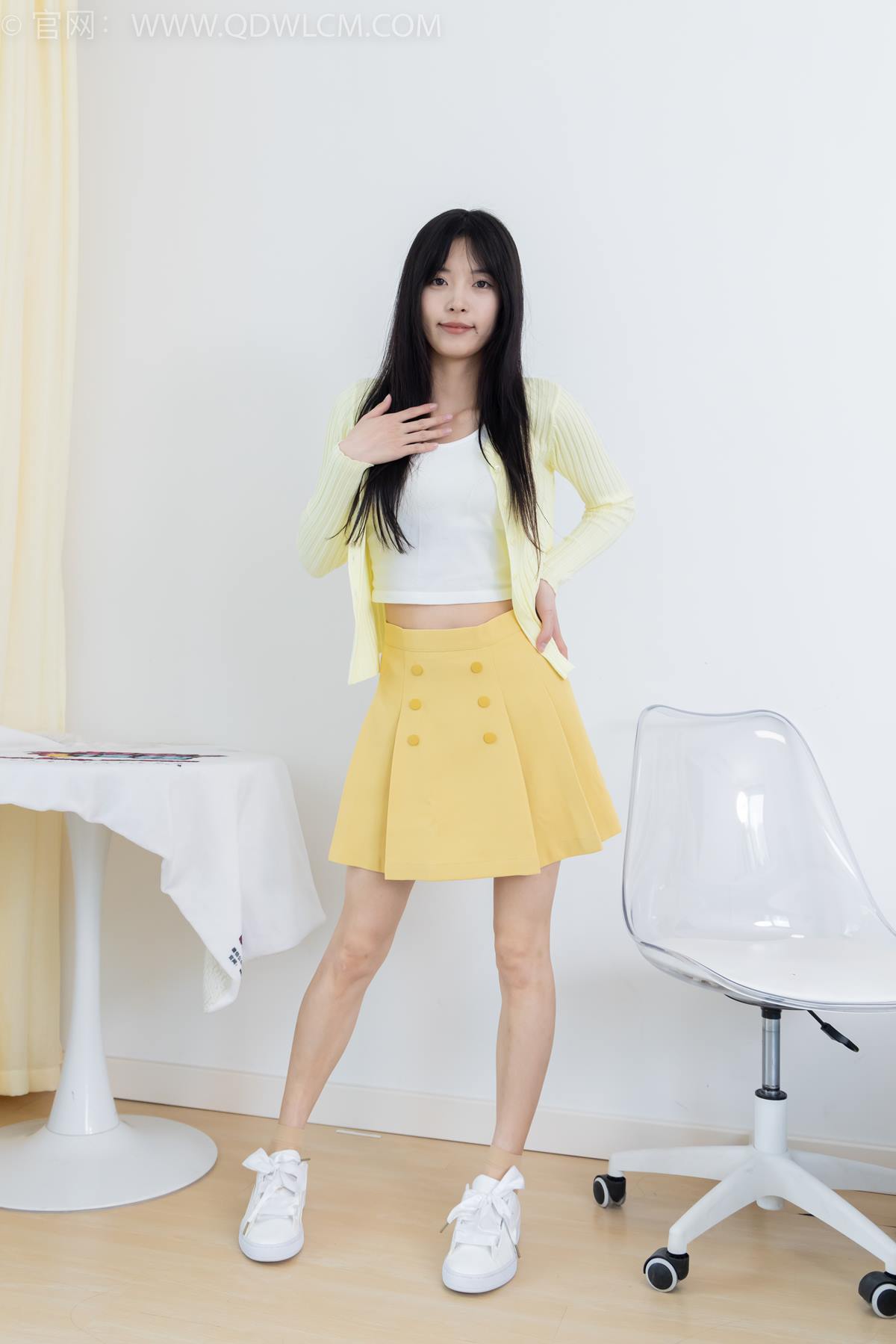 图片[41]-物恋传媒 NO.2381 茯苓-板鞋、短肉丝、裸足[155P] – 速更版-美库