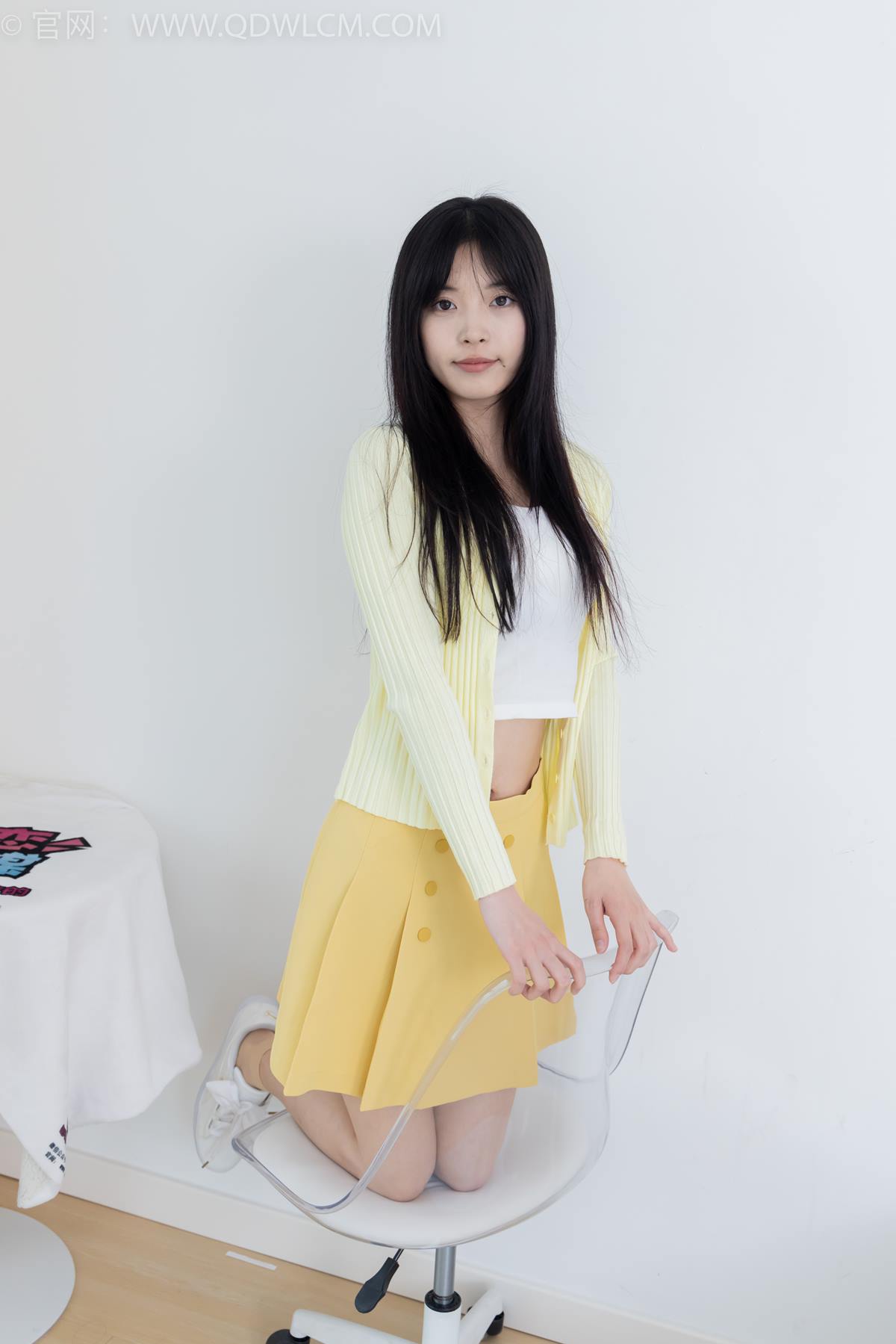 图片[43]-物恋传媒 NO.2381 茯苓-板鞋、短肉丝、裸足[155P] – 速更版-美库