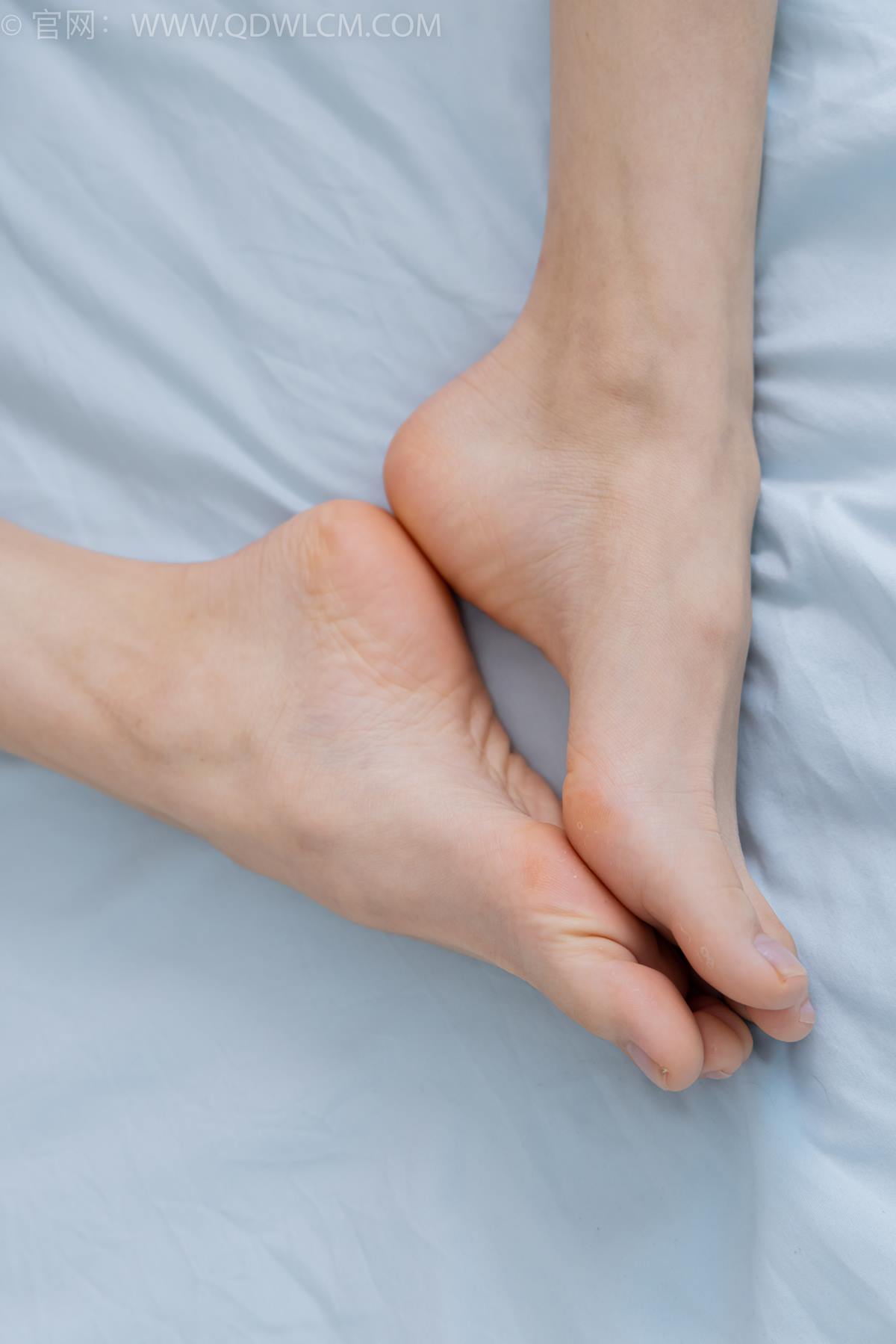 图片[49]-物恋传媒 NO.2381 茯苓-板鞋、短肉丝、裸足[155P] – 速更版-美库