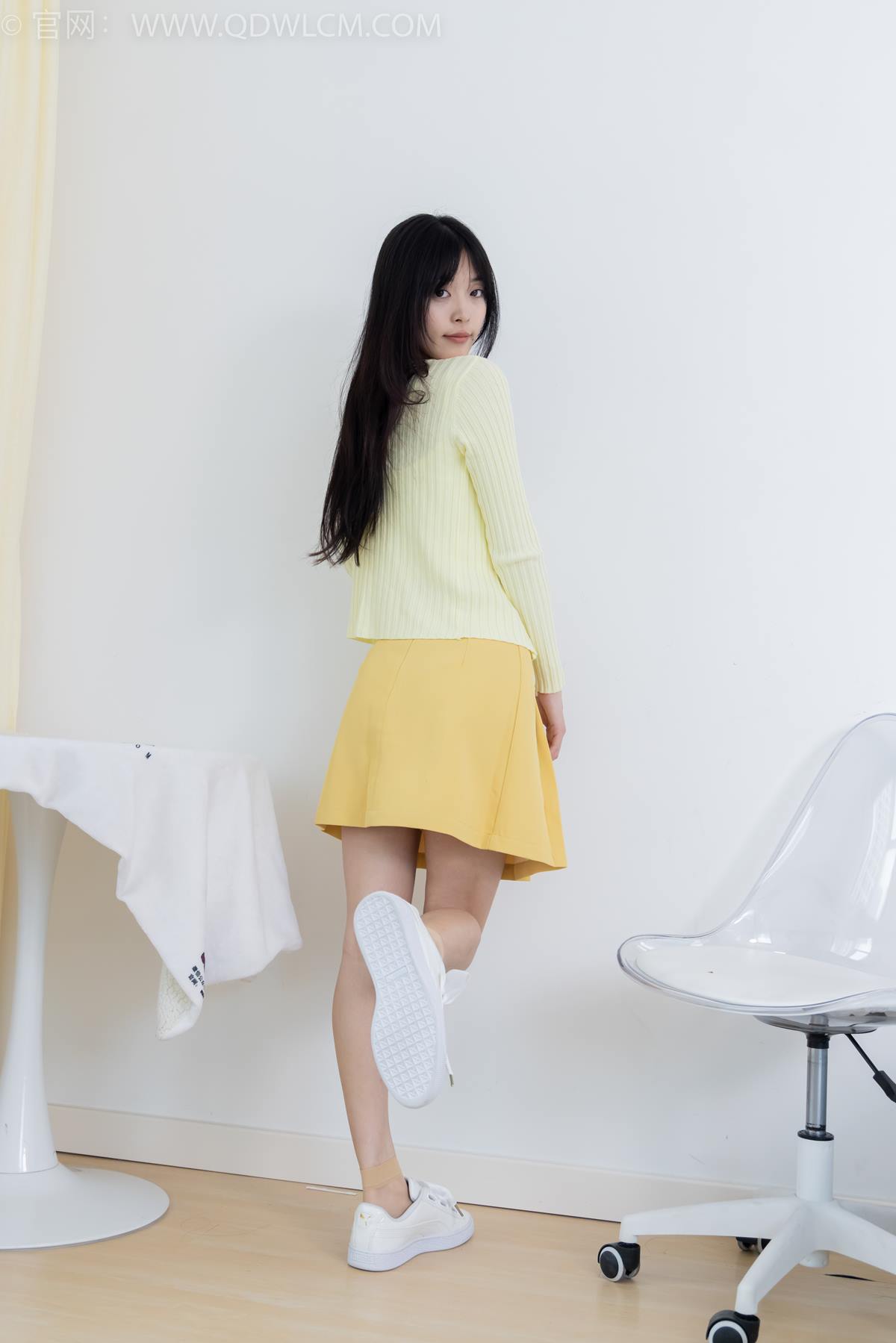 图片[58]-物恋传媒 NO.2381 茯苓-板鞋、短肉丝、裸足[155P] – 速更版-美库