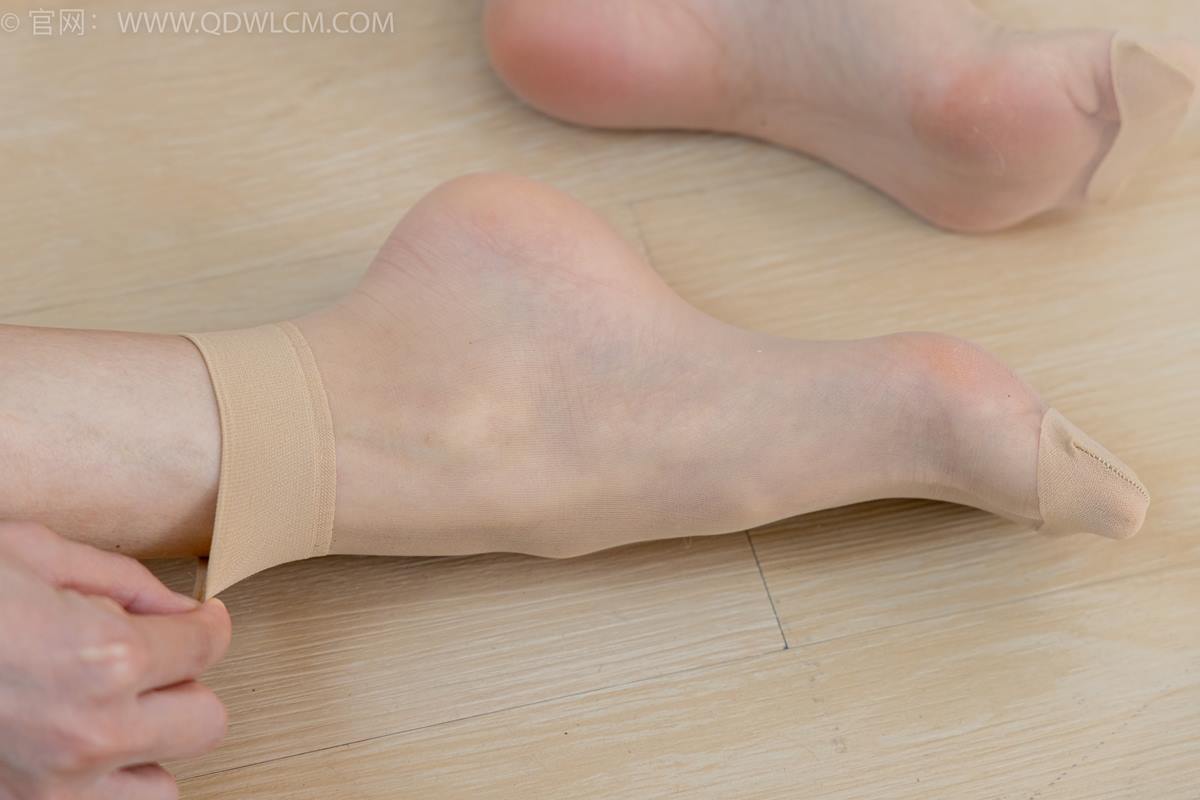 图片[104]-物恋传媒 NO.2381 茯苓-板鞋、短肉丝、裸足[155P] – 速更版-美库