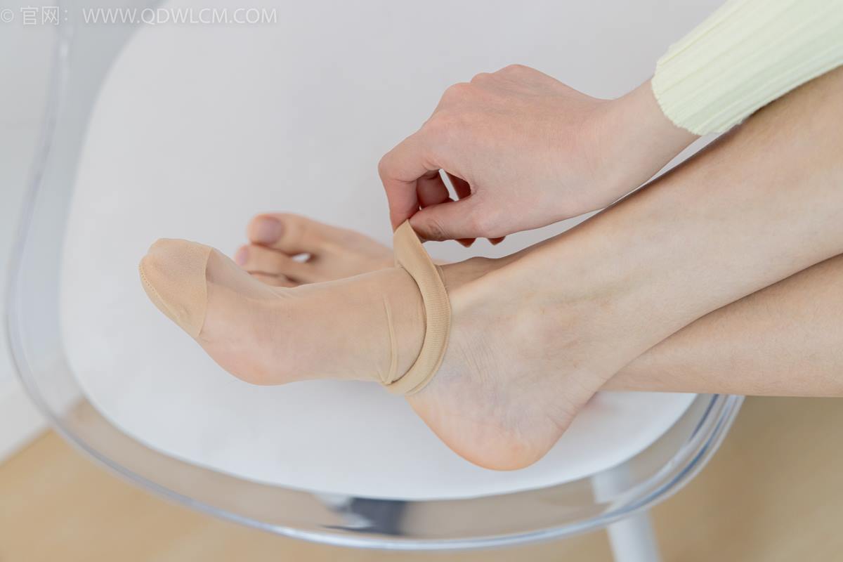 图片[143]-物恋传媒 NO.2381 茯苓-板鞋、短肉丝、裸足[155P] – 速更版-美库