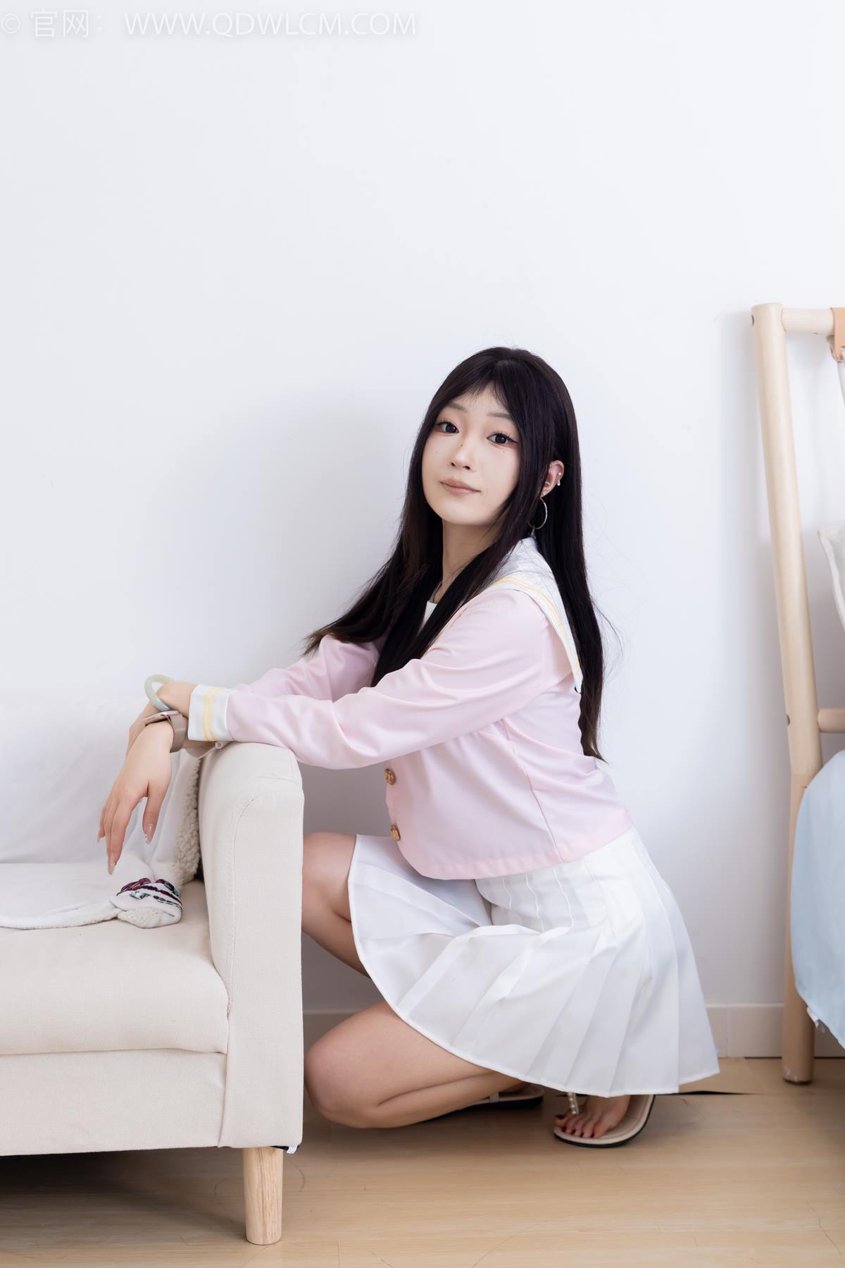 图片[34]-物恋传媒 NO.2382 嘟嘟-平底凉鞋、白船袜、裸足、jk制服、裸足[138P] – 速更版-美库