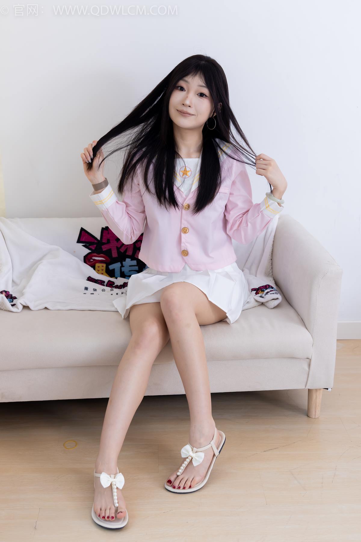 图片[41]-物恋传媒 NO.2382 嘟嘟-平底凉鞋、白船袜、裸足、jk制服、裸足[138P] – 速更版-美库