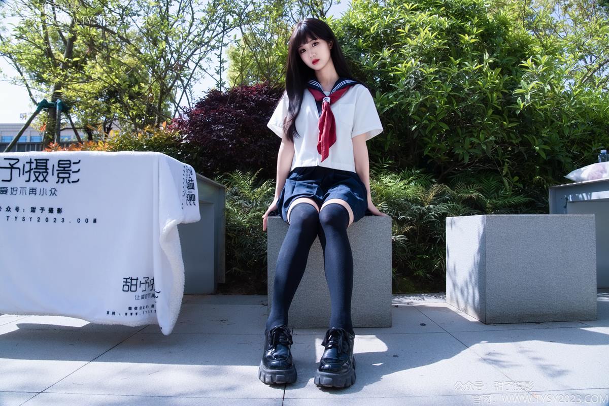 图片[25]-甜予摄影 NO.193 小甜桃-皮鞋、大腿袜、裸足[90P] – 速更版-美库