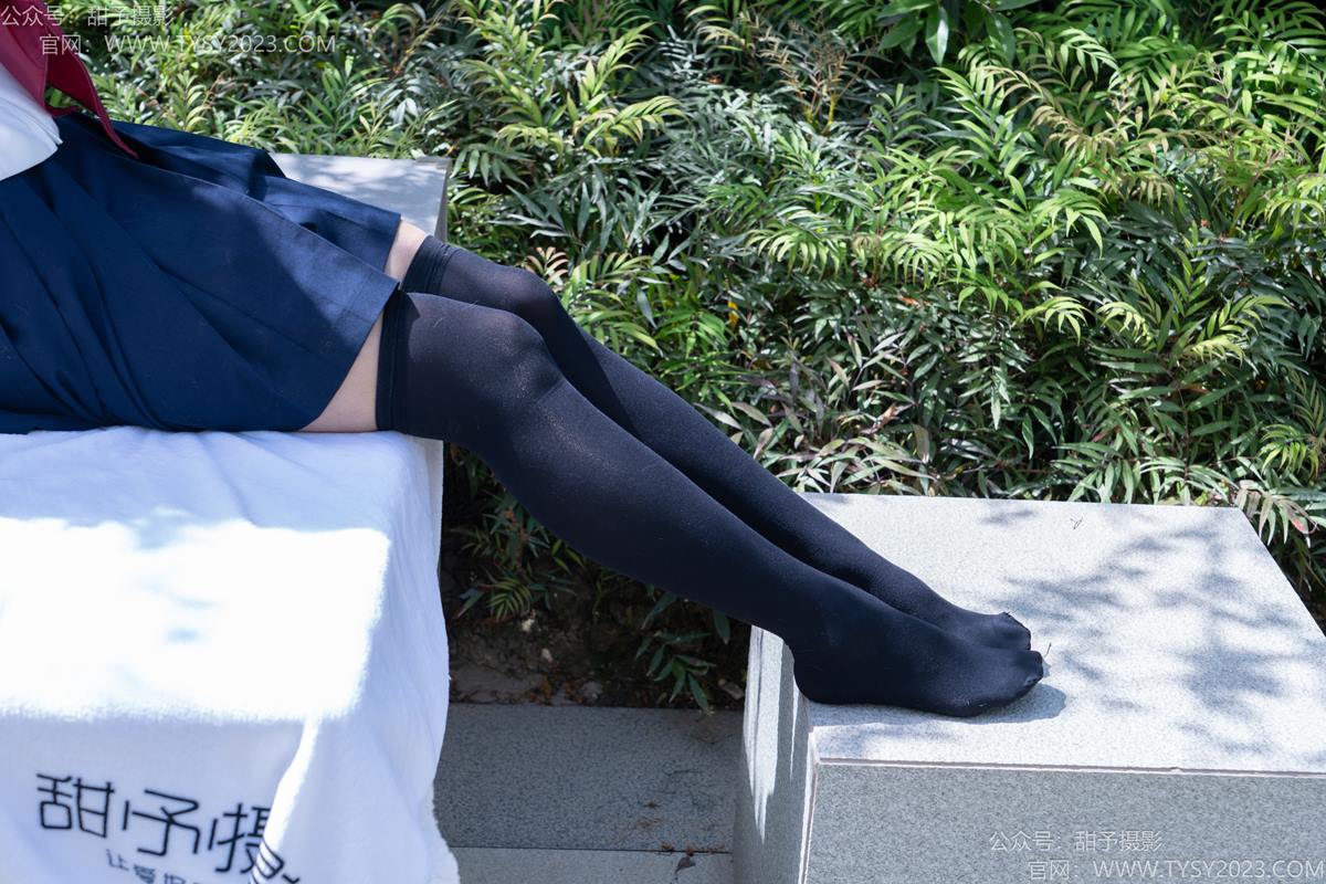 图片[28]-甜予摄影 NO.193 小甜桃-皮鞋、大腿袜、裸足[90P] – 速更版-美库
