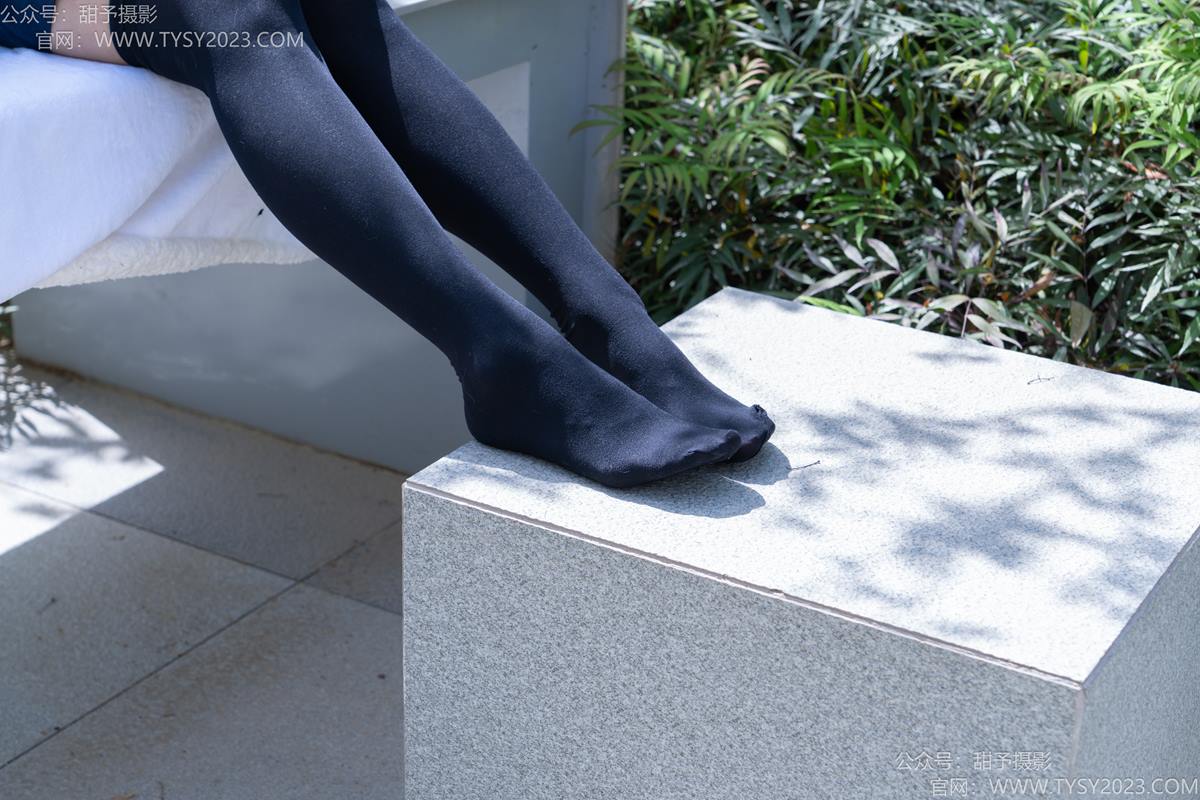 图片[39]-甜予摄影 NO.193 小甜桃-皮鞋、大腿袜、裸足[90P] – 速更版-美库