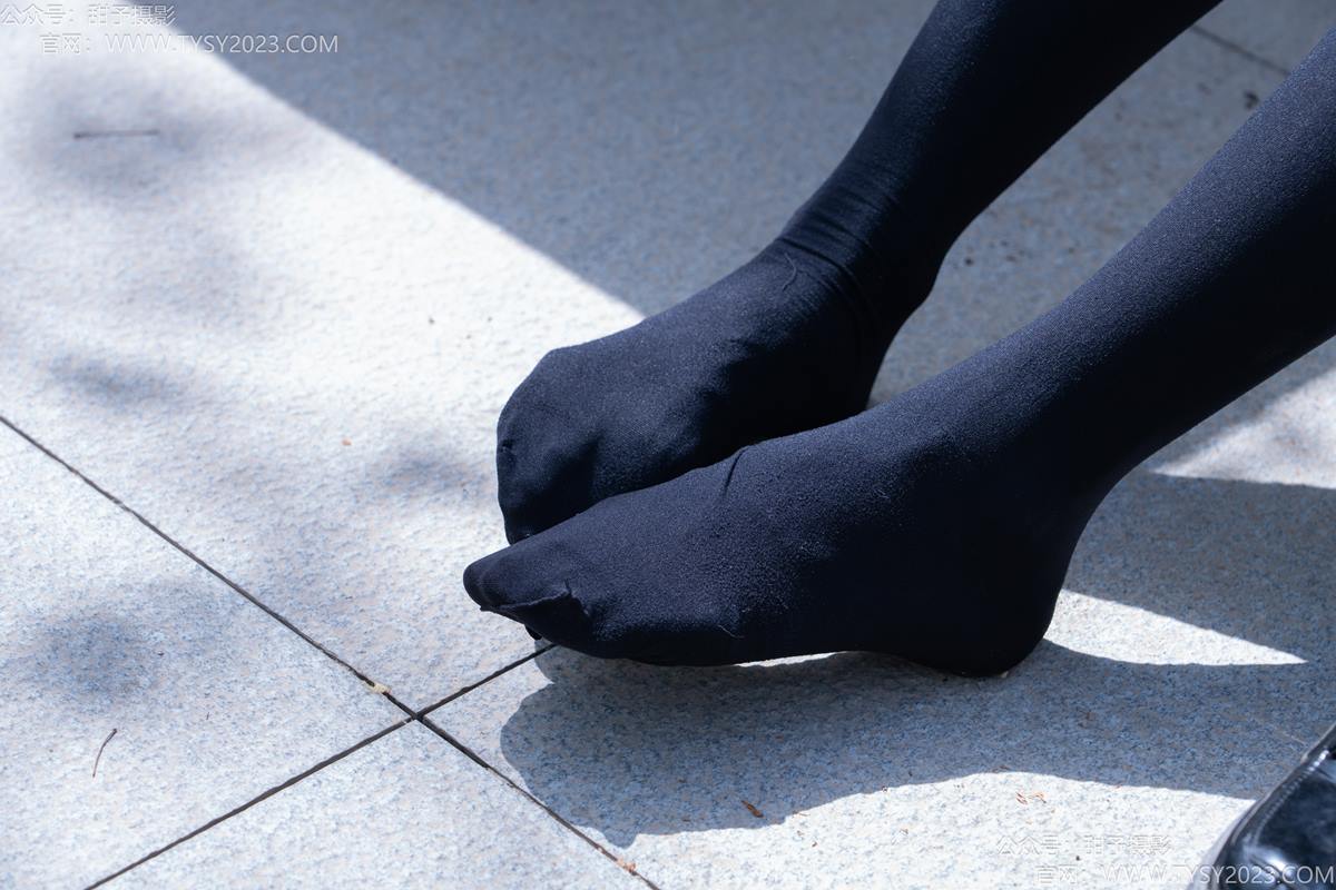 图片[55]-甜予摄影 NO.193 小甜桃-皮鞋、大腿袜、裸足[90P] – 速更版-美库