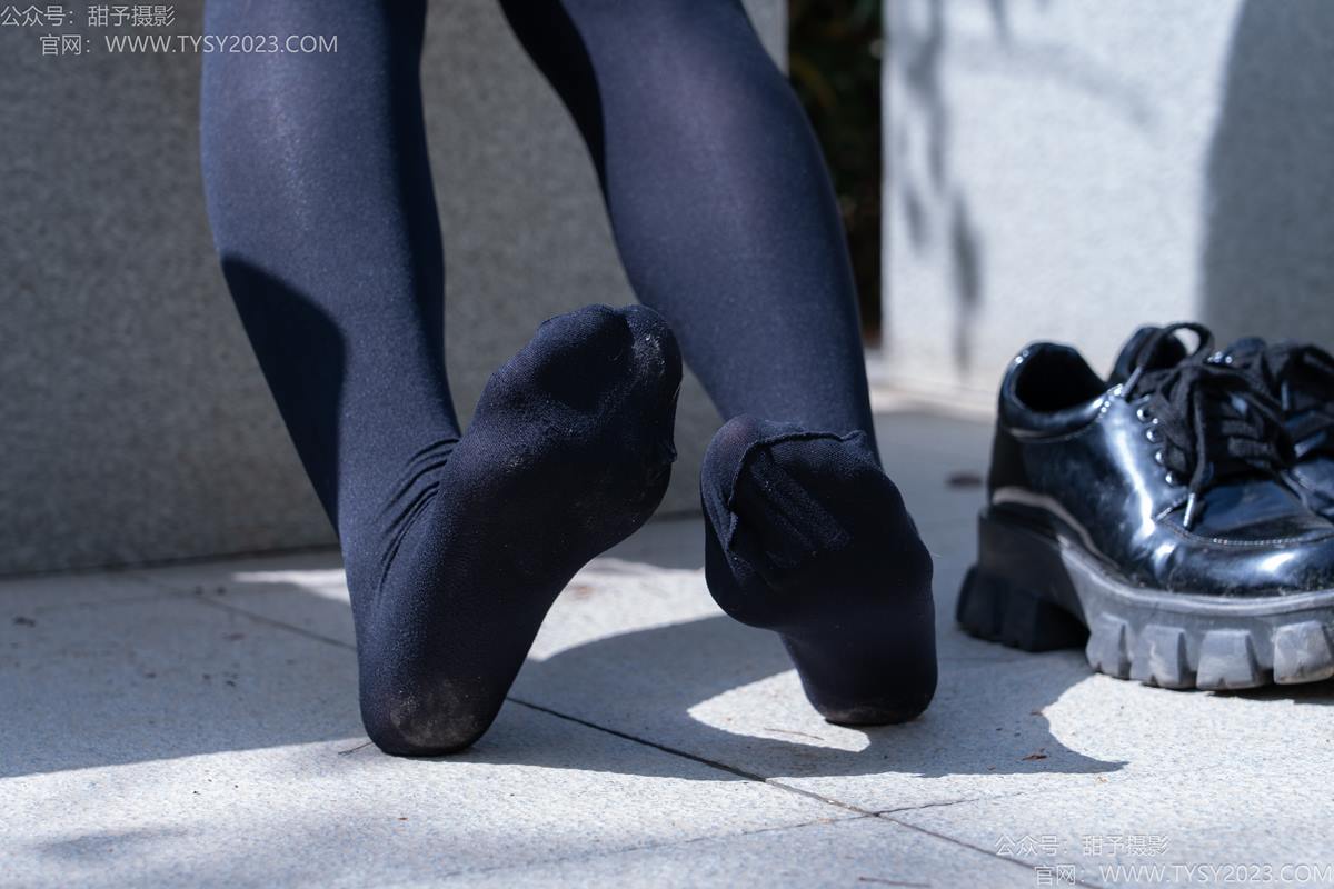 图片[67]-甜予摄影 NO.193 小甜桃-皮鞋、大腿袜、裸足[90P] – 速更版-美库