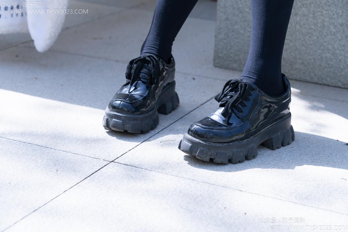 图片[72]-甜予摄影 NO.193 小甜桃-皮鞋、大腿袜、裸足[90P] – 速更版-美库