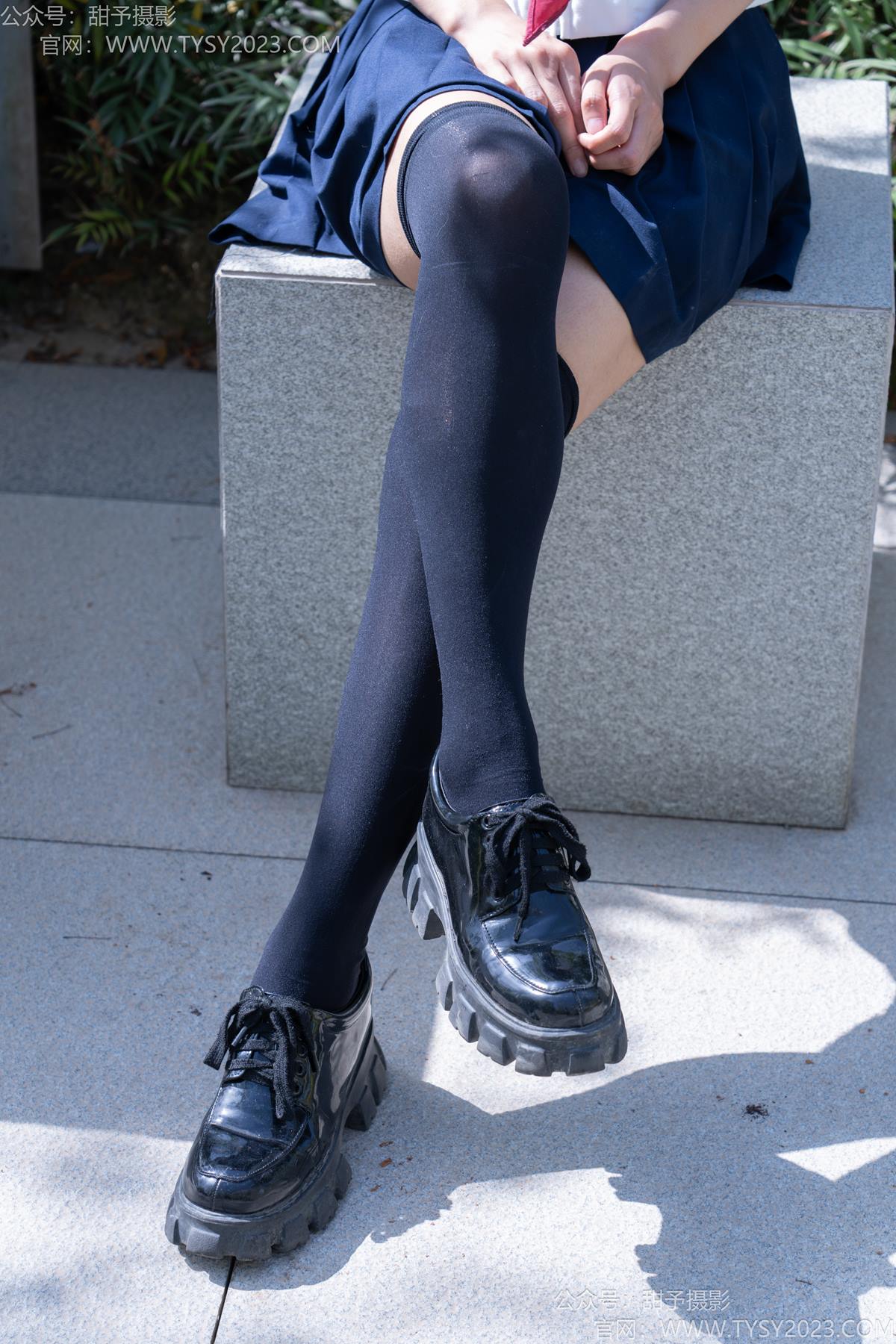 图片[88]-甜予摄影 NO.193 小甜桃-皮鞋、大腿袜、裸足[90P] – 速更版-美库