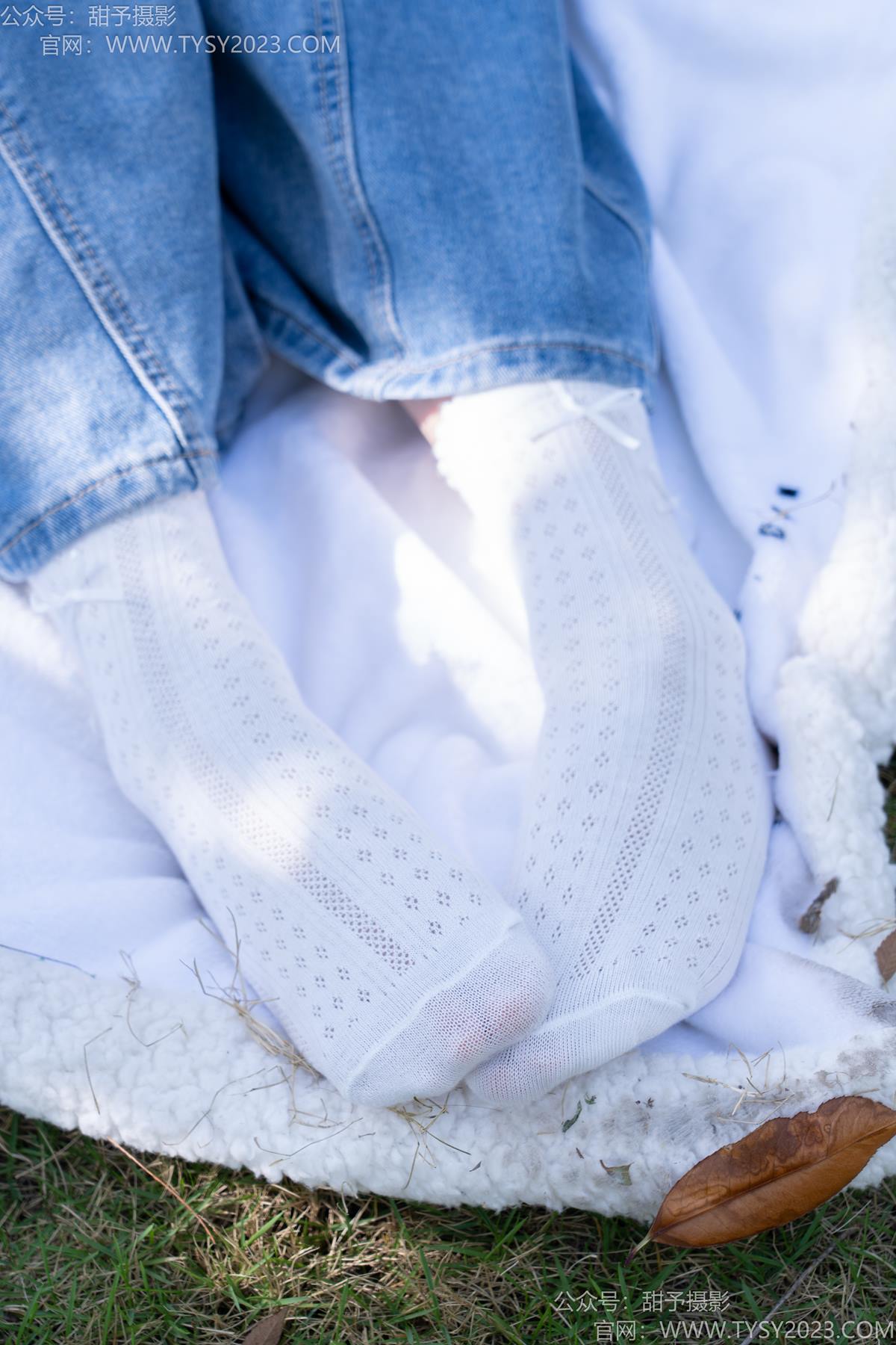 图片[32]-甜予摄影 NO.194 小橙子-板鞋、白棉袜、裸足[91P] – 速更版-美库