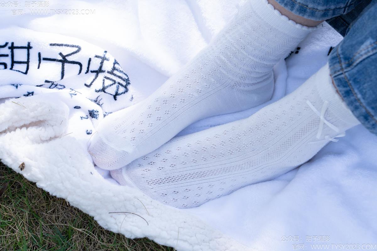 图片[62]-甜予摄影 NO.194 小橙子-板鞋、白棉袜、裸足[91P] – 速更版-美库