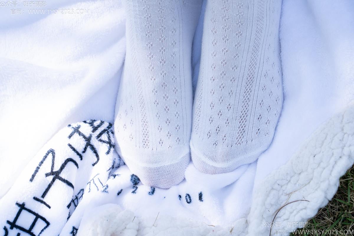 图片[65]-甜予摄影 NO.194 小橙子-板鞋、白棉袜、裸足[91P] – 速更版-美库