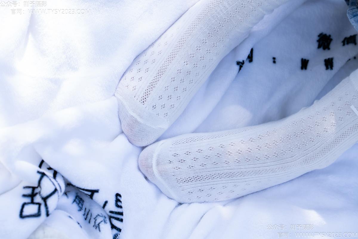 图片[70]-甜予摄影 NO.194 小橙子-板鞋、白棉袜、裸足[91P] – 速更版-美库