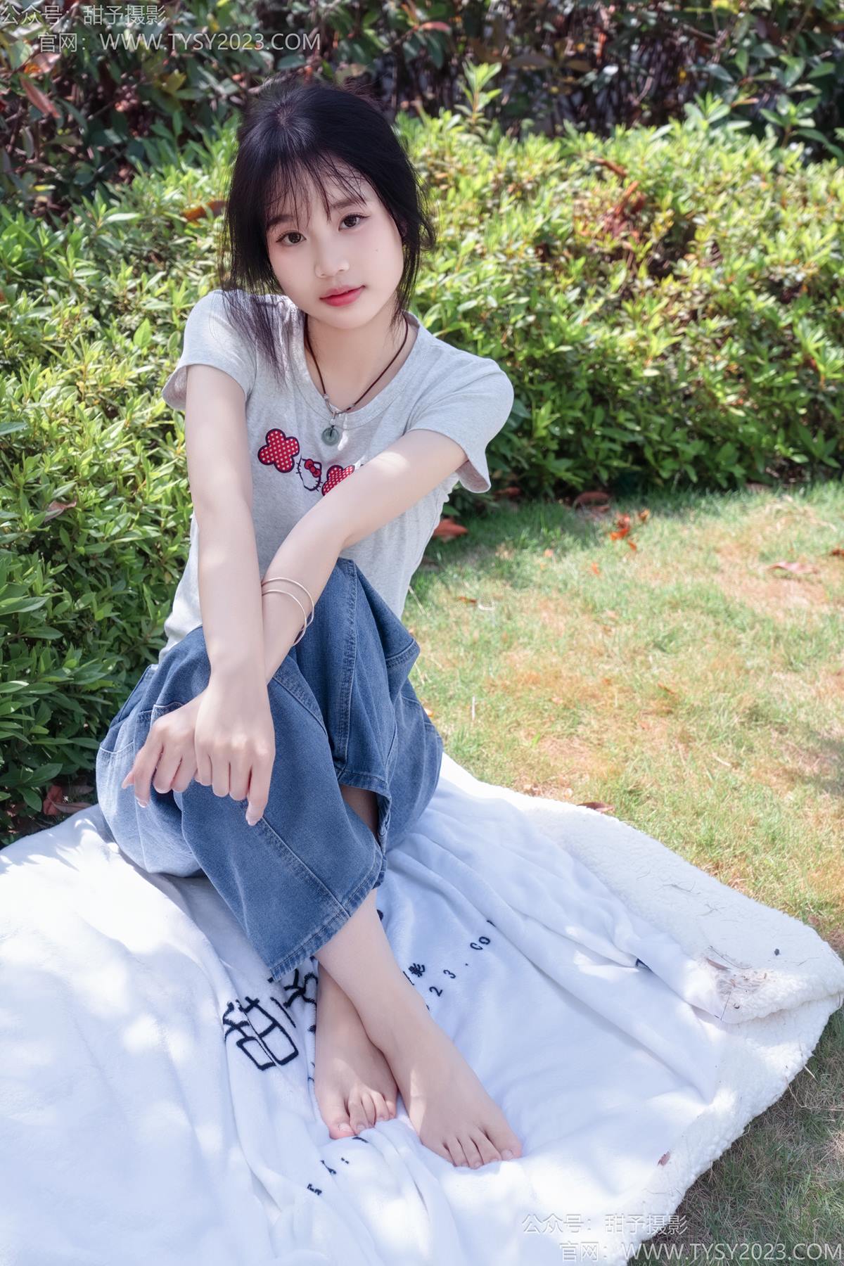 图片[86]-甜予摄影 NO.194 小橙子-板鞋、白棉袜、裸足[91P] – 速更版-美库