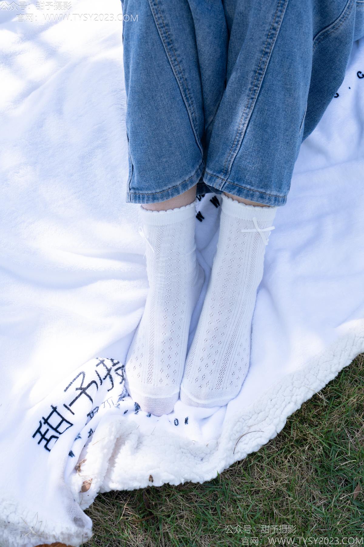 图片[90]-甜予摄影 NO.194 小橙子-板鞋、白棉袜、裸足[91P] – 速更版-美库