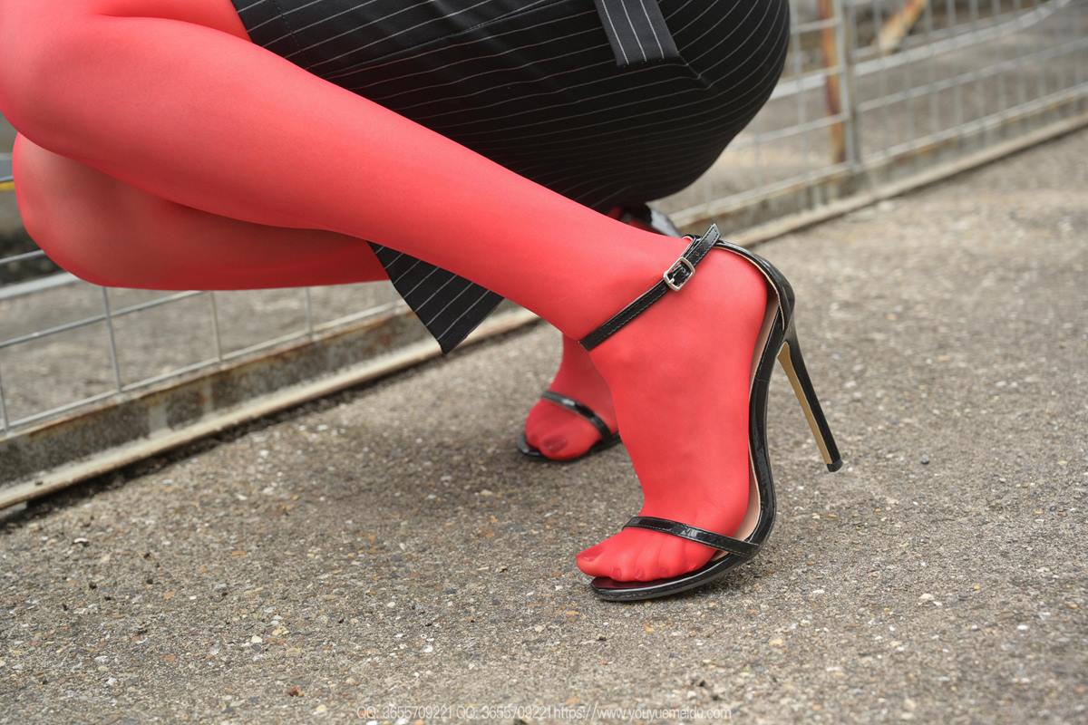 图片[46]-[IESS异思趣向] 2025.05.26 丝享家2063：团团《烈焰红唇》[76P] – 速更版-美库