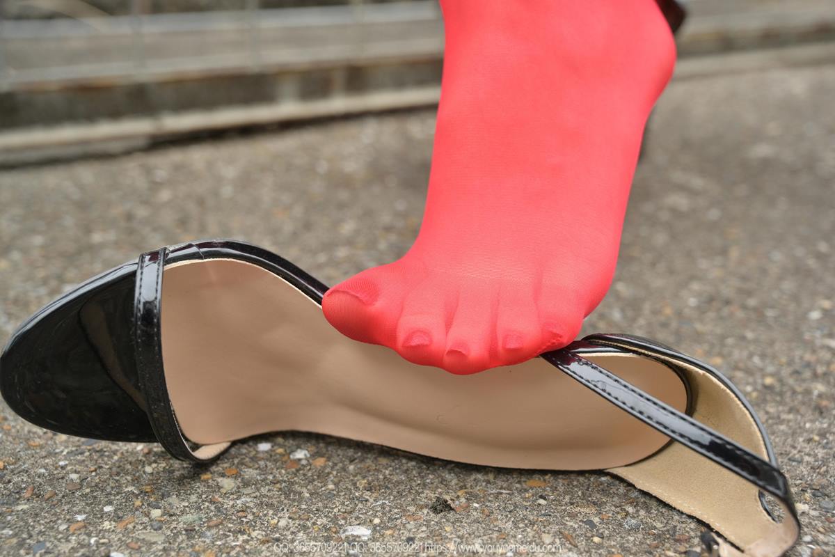 图片[63]-[IESS异思趣向] 2025.05.26 丝享家2063：团团《烈焰红唇》[76P] – 速更版-美库