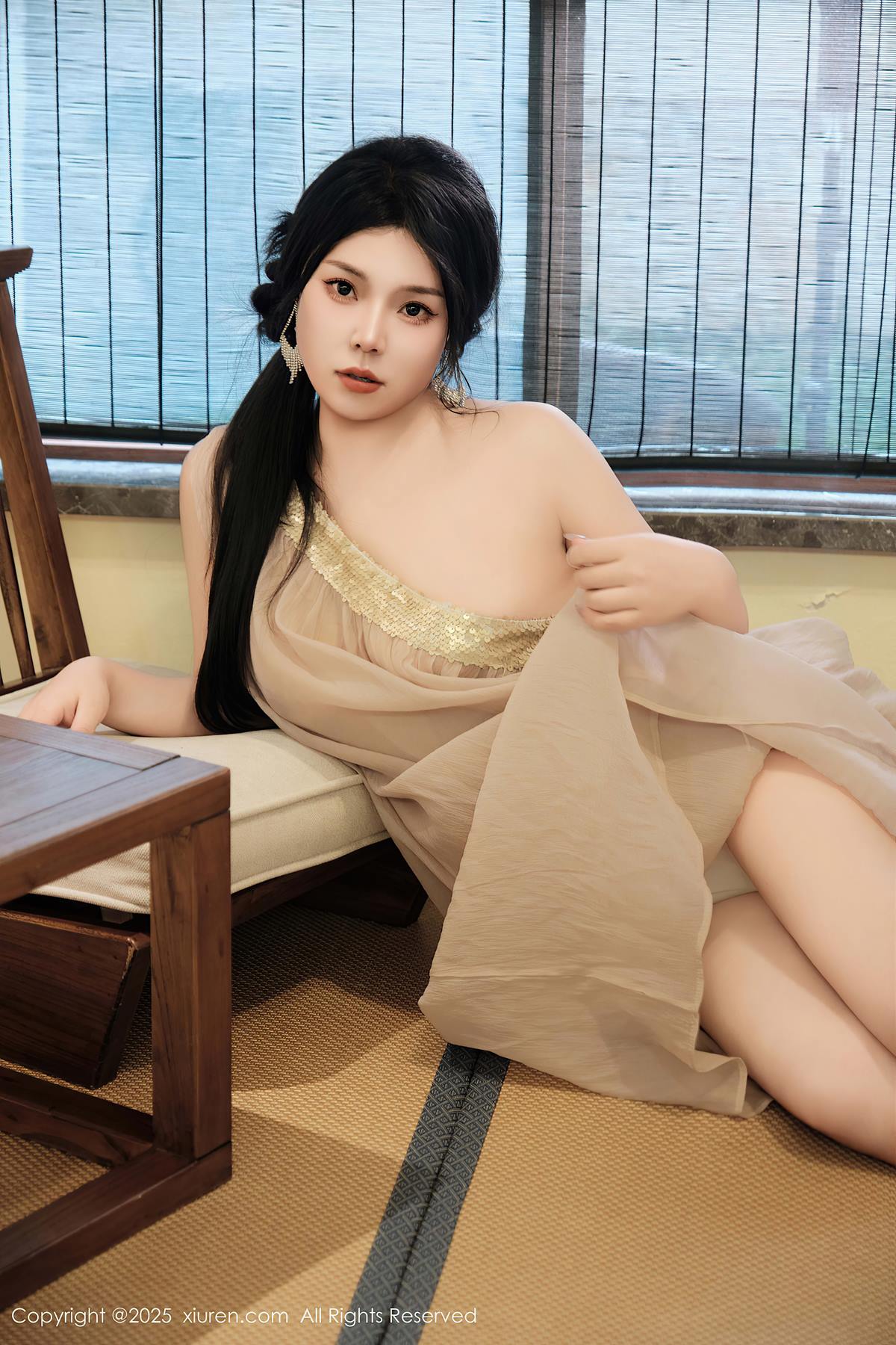 图片[12]-[Xiuren秀人网]2025.07.03 NO.10500 麦田[11+1P] – 速更版-美库