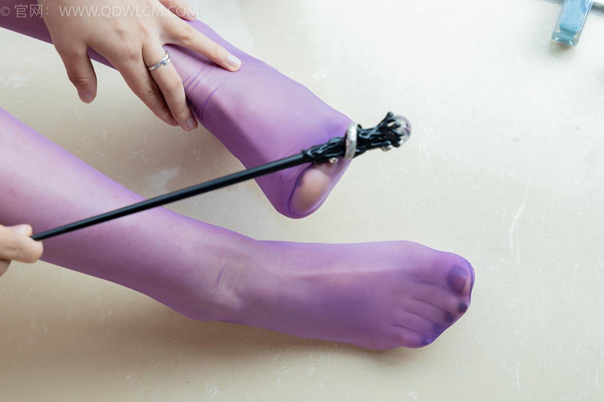 图片[80]-物恋传媒 NO.2383 泡泡-高跟鞋、油亮薄紫丝、脚玩魔法棒剧情[114P] – 速更版-美库