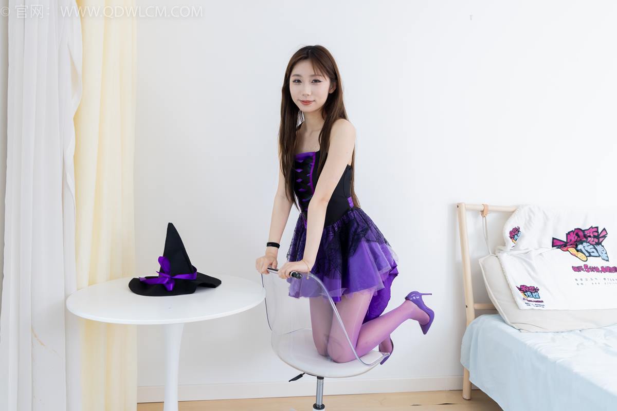 图片[83]-物恋传媒 NO.2383 泡泡-高跟鞋、油亮薄紫丝、脚玩魔法棒剧情[114P] – 速更版-美库