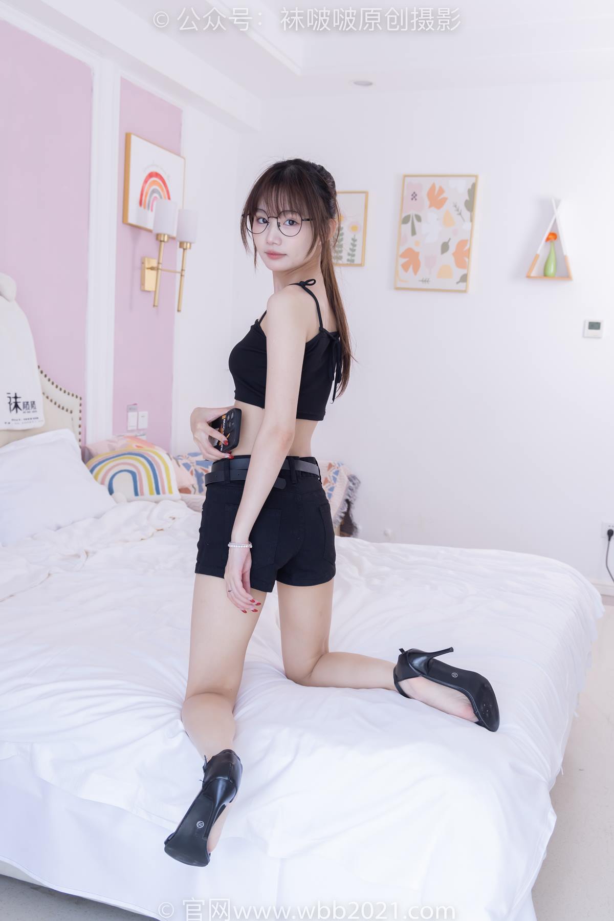 图片[42]-[BoBoSocks袜啵啵]NO.565 甜甜圈-高跟鞋、薄黑丝[100P] – 速更版-美库